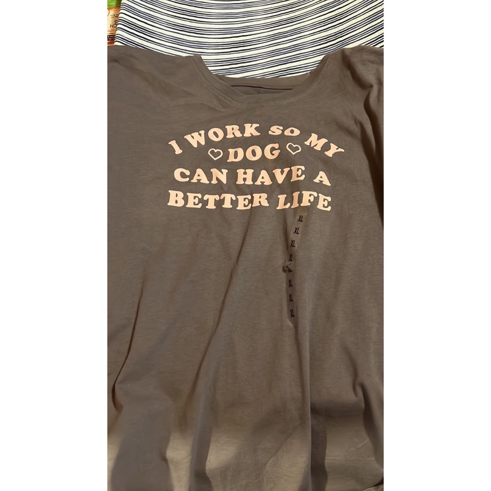 Of navy short sleeve shirt